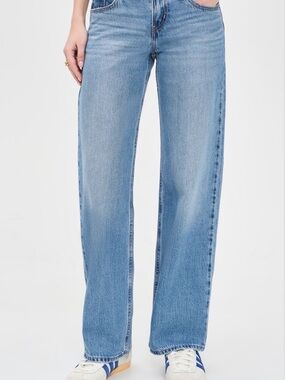 Levi’s Low Loose Jean NWT